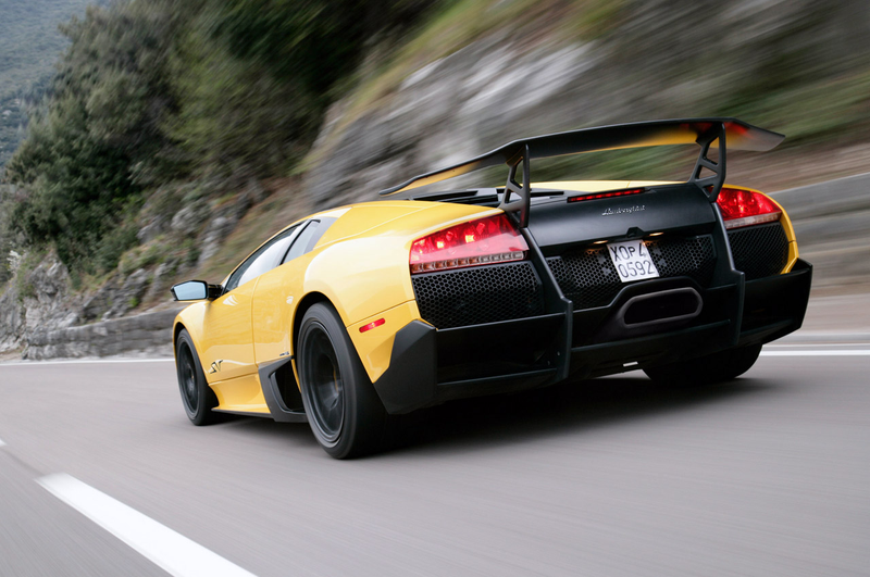 Illustration for article titled Once again I'm amazed how well the Murcielago has aged